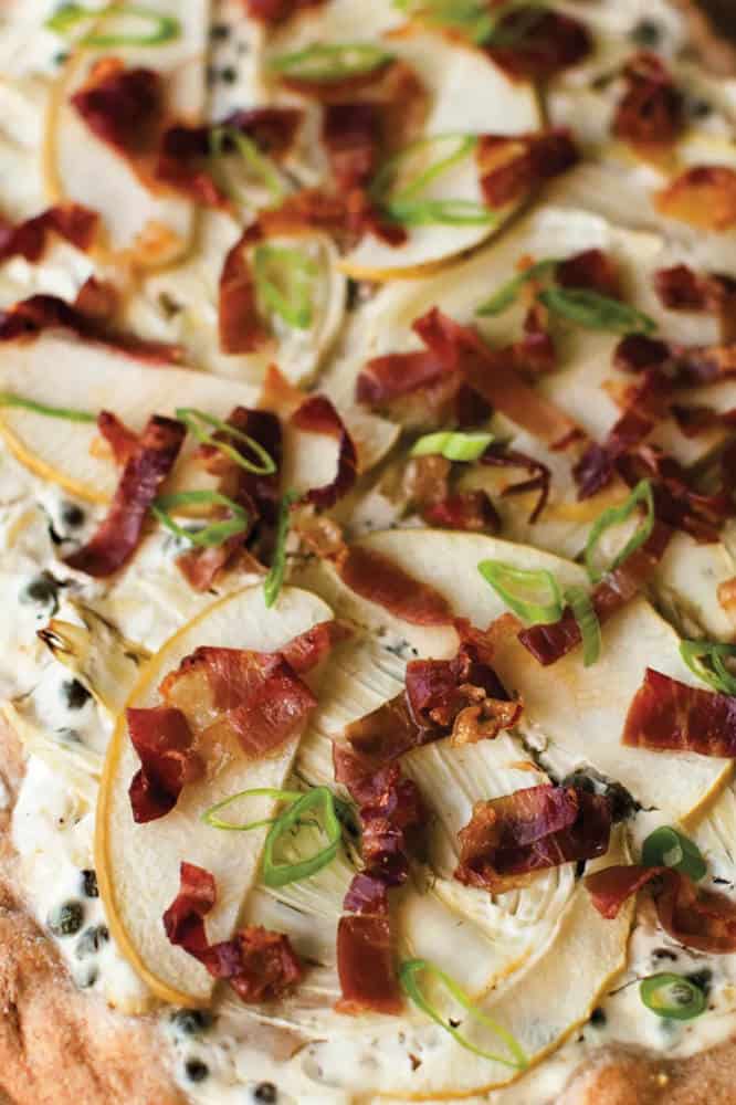 Spelt Crust Pizza with Fennel, Prosciutto, and Apples 