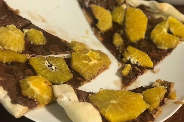 Nutella and Oranges Dessert Pizza