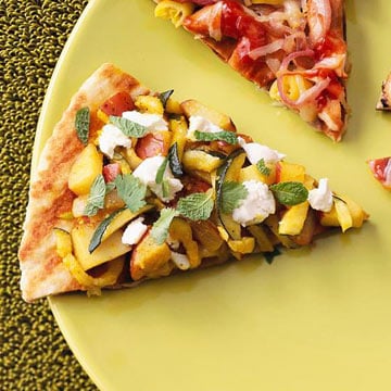 Indian-Curry Veggie and Chevre Grilled Pizza