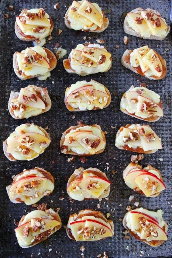 Festive Brie, Apple, and Honey Crostini