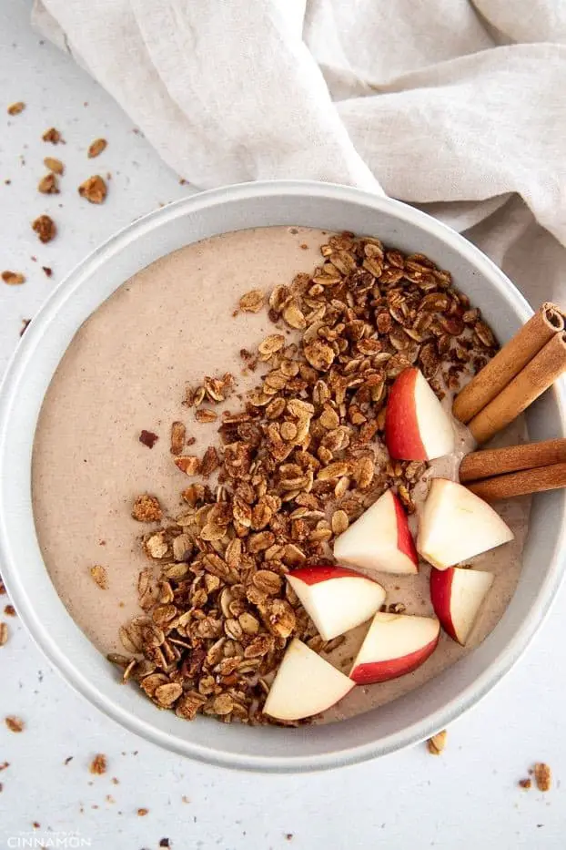 Banana Strawberry Smoothie Bowl