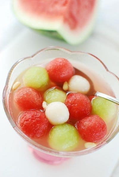 Yeot-gangjeong (Crunchy Nut Candy)
