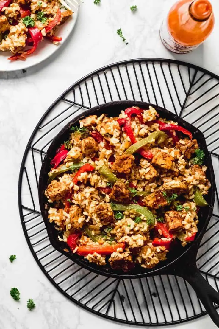 Grilled Tempeh Greek Salad