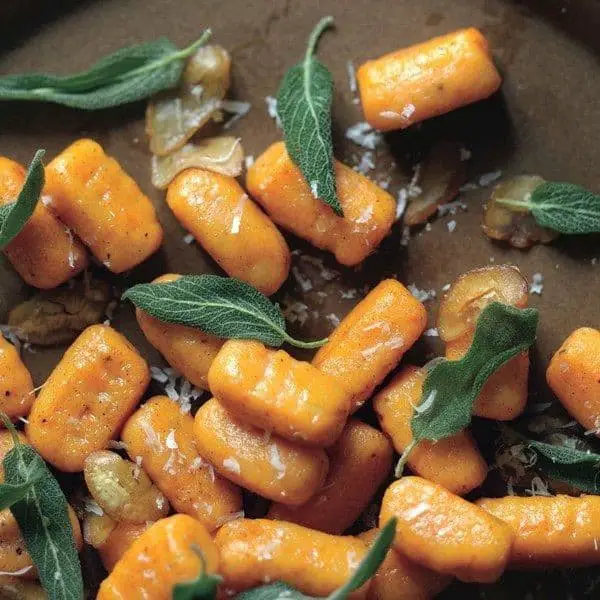 Prosciutto And Sage Chicken Involtini In White Wine