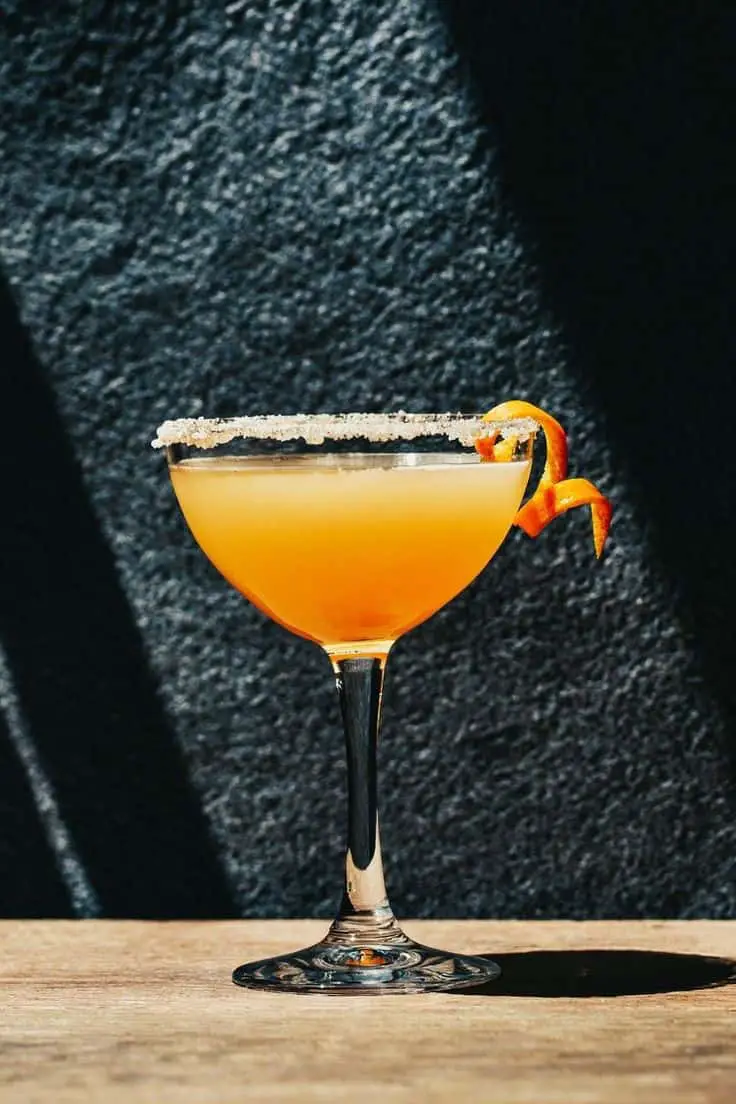 Rum Swizzle