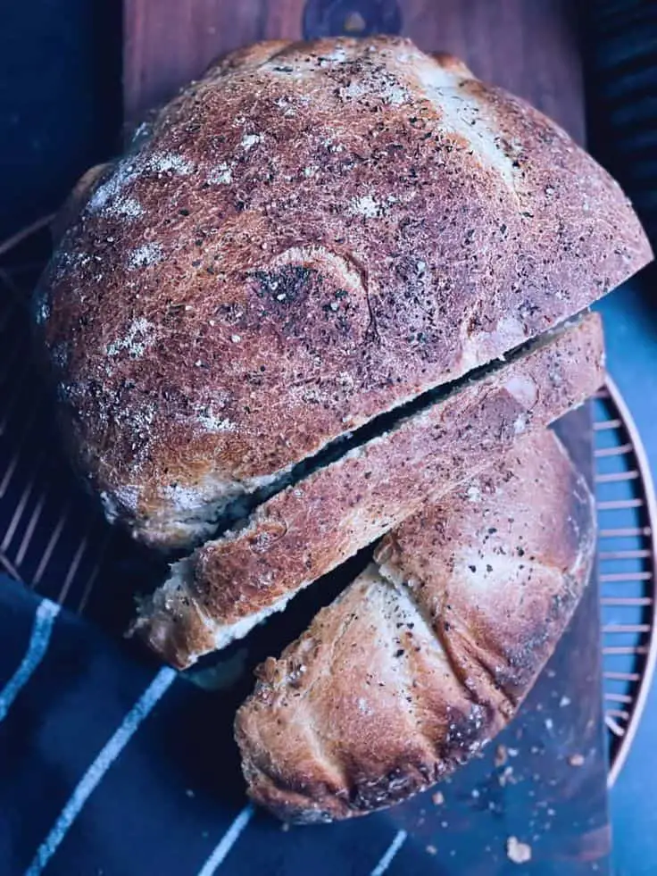 Eliopsomo (Greek Olive Bread)