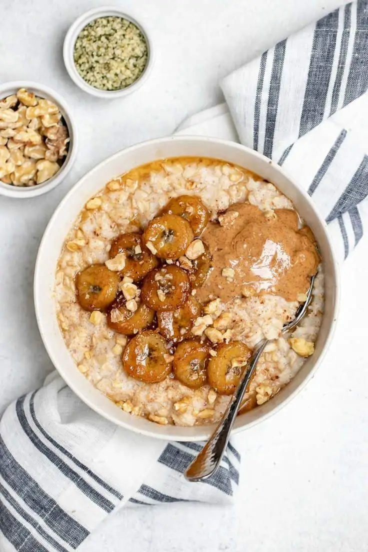 Quinoa Chocolate Breakfast Bowl