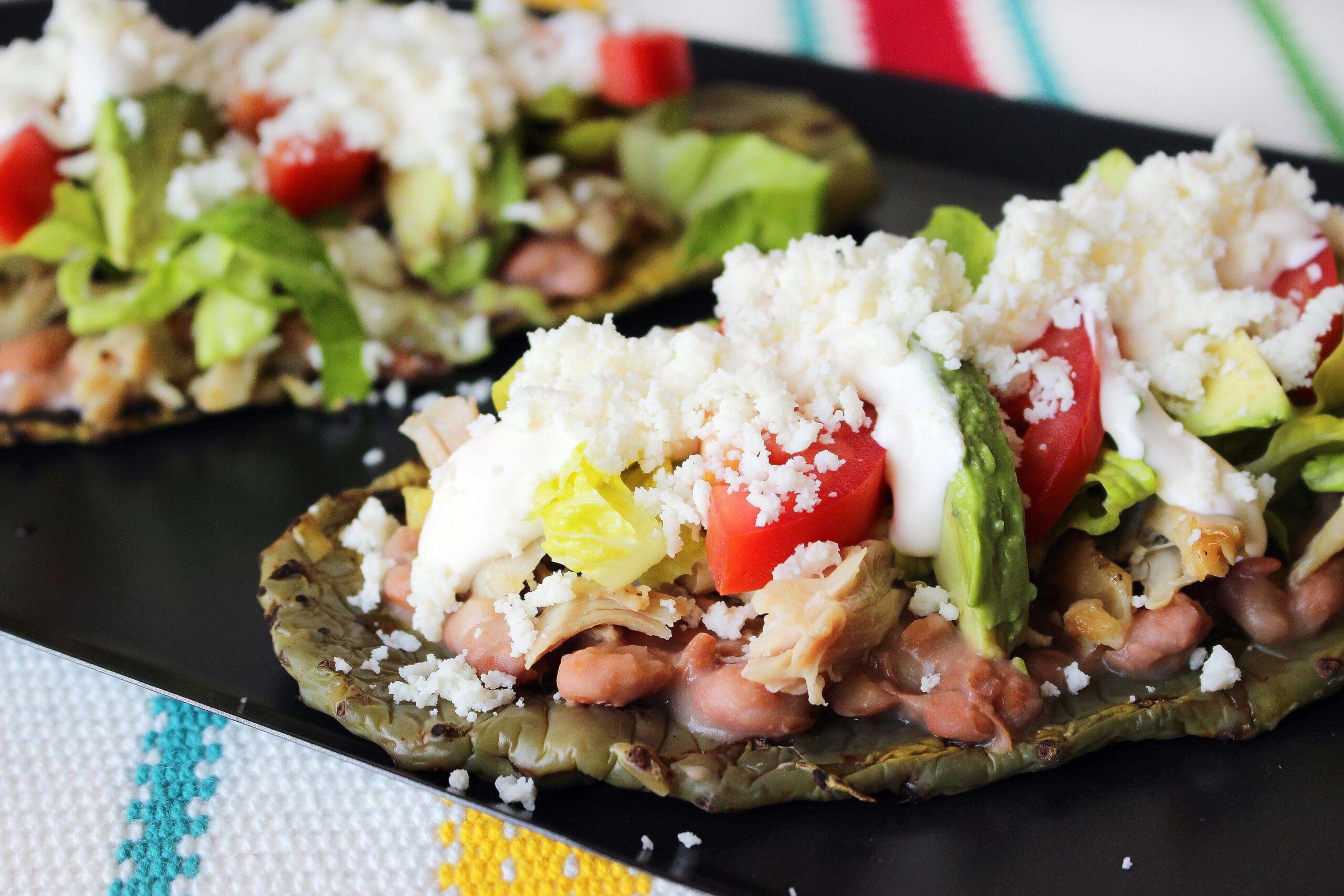 Cactus Huaraches Con Pollo