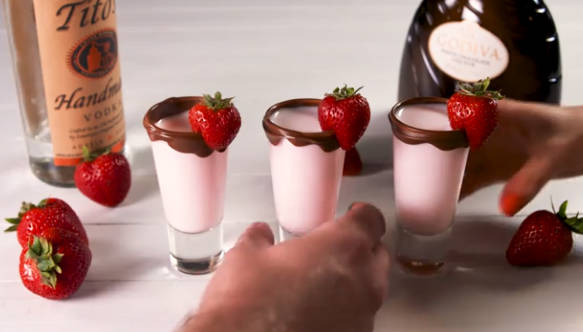 Chocolate Covered Strawberry Shooters