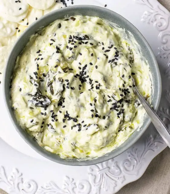 CrockPot Spinach Artichoke Dip