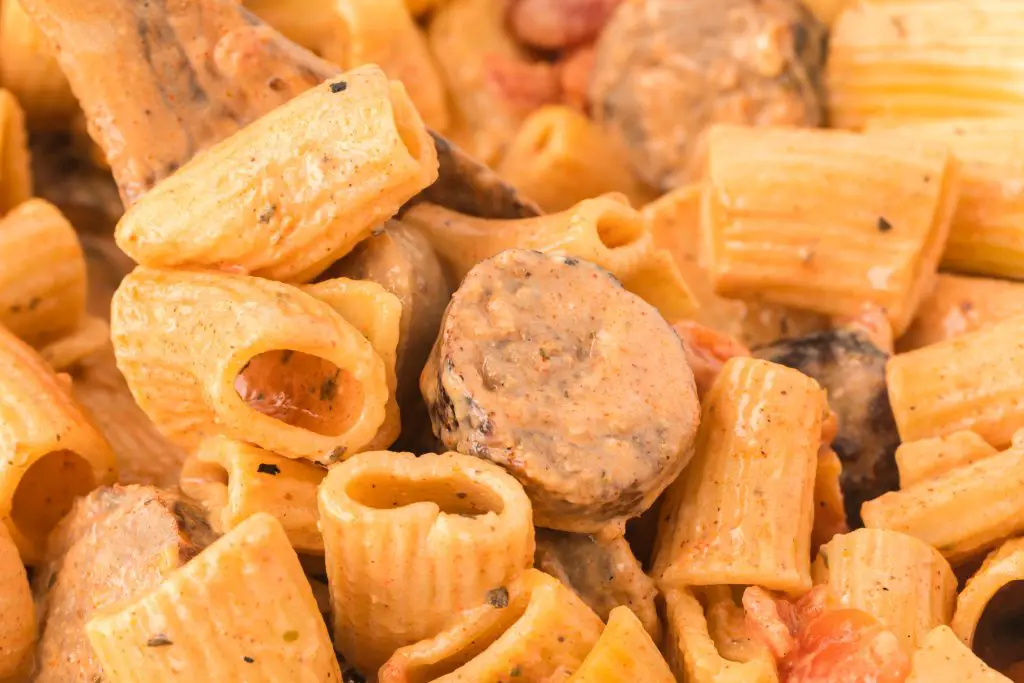Easy Bratwurst Pasta