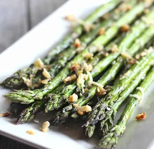 Garlic Roasted Asparagus Spears