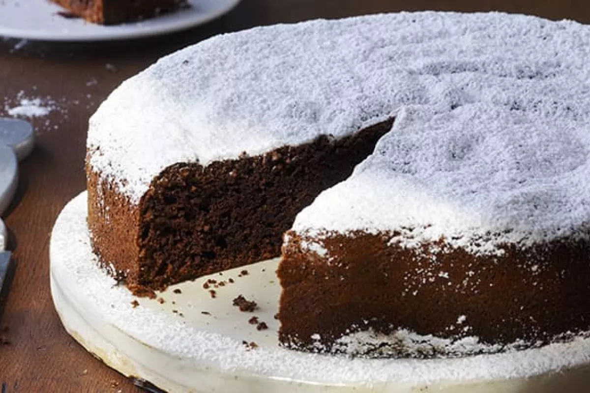 Hazelnut Chocolate Cake