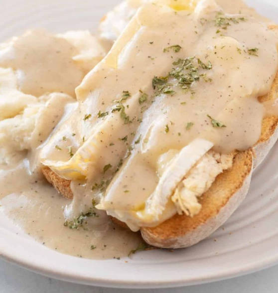 Open-Faced Turkey Sandwich With Gravy