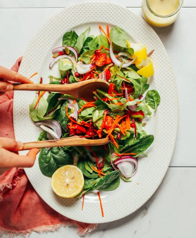 Simple Salad With Lemon Dressing