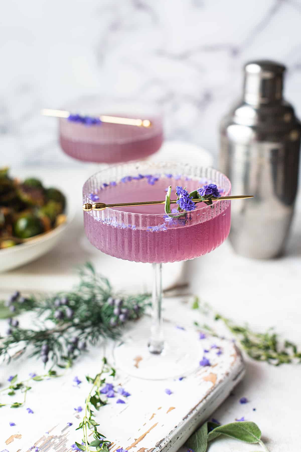 Violet Elderflower Purple Gin Cocktail