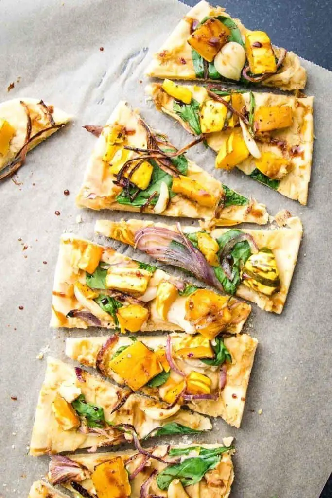Spinach, Chicken And Cherry Tomato Flatbread