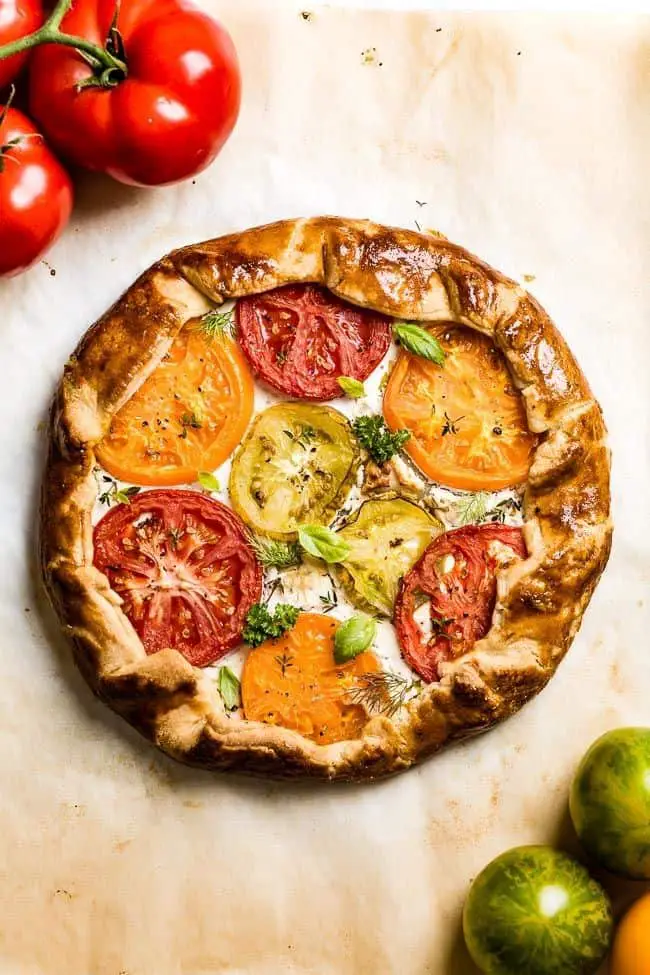 Fresh Tomato And Apple Soup