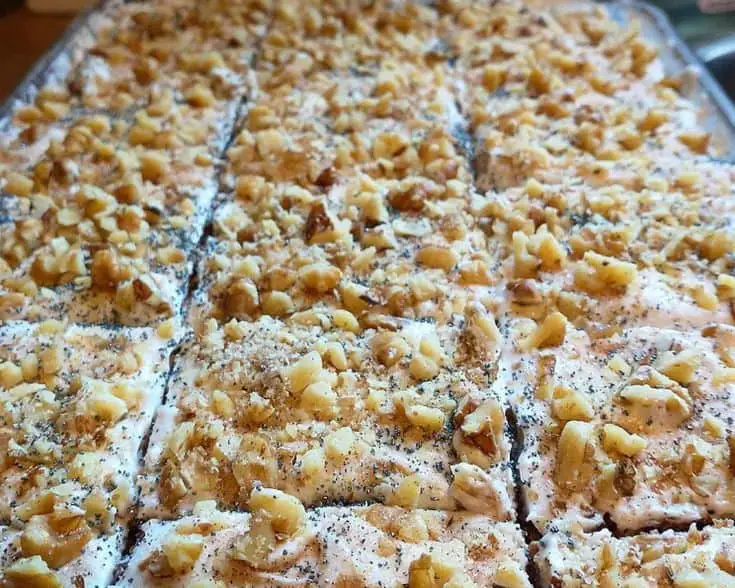 Caramel And Apple Poke Cake