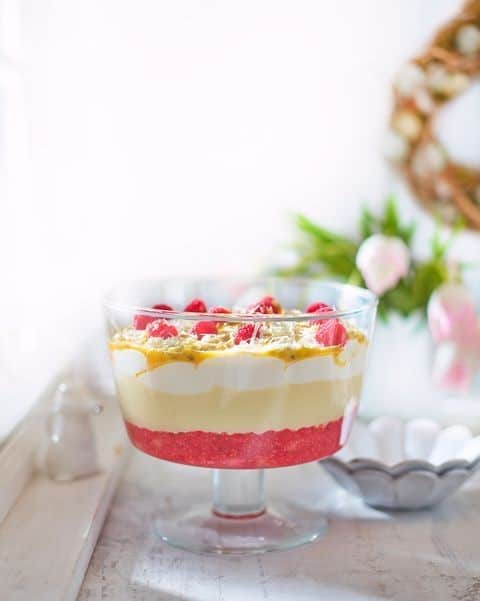 White Chocolate And Strawberry Ice Cream Cake