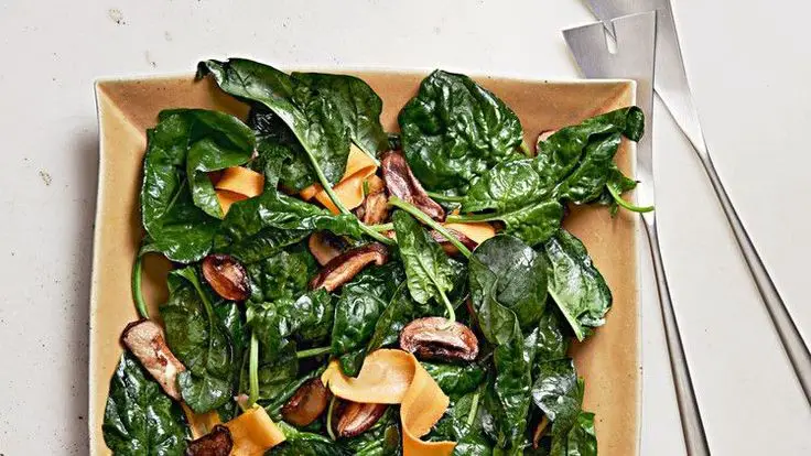 Asian Salad With Sesame Ginger Dressing