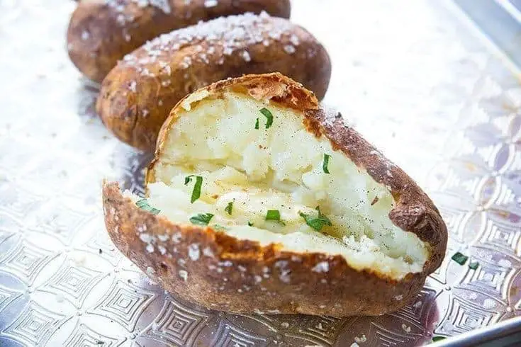 Ultra Crispy Baked Potato Wedges