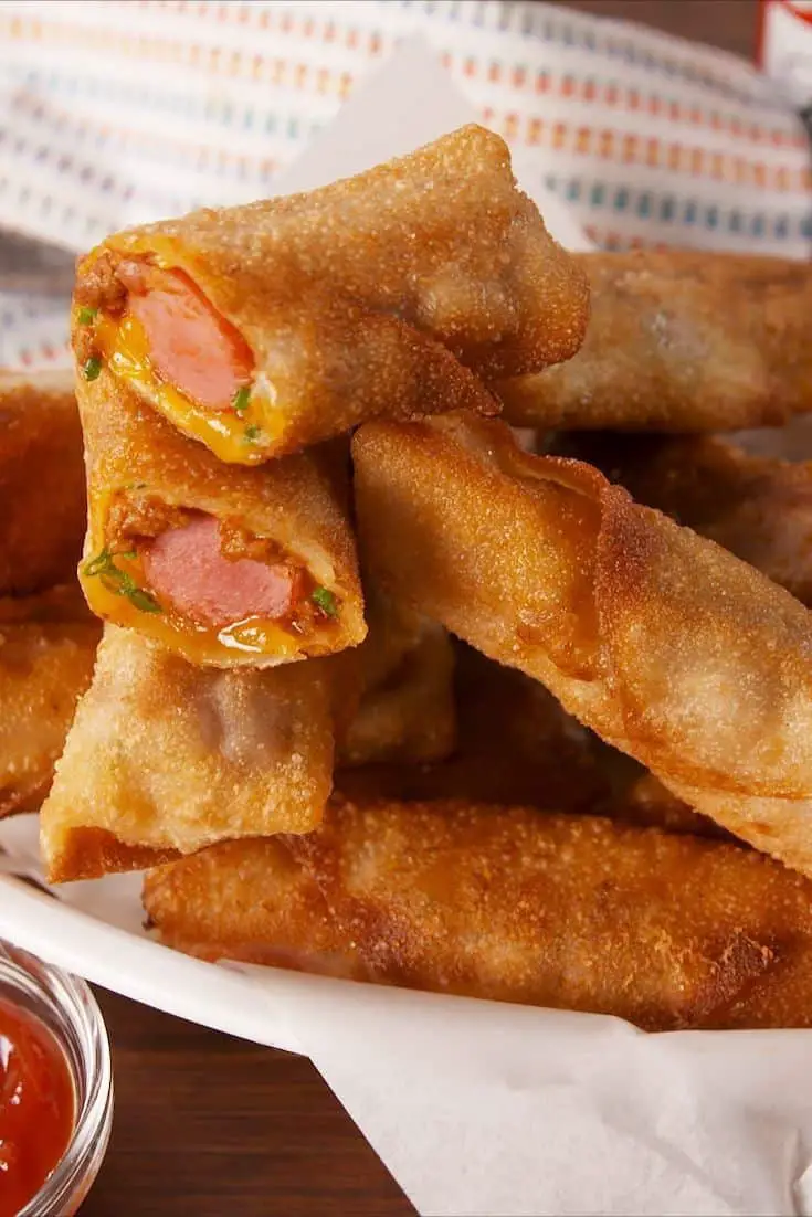 Mac And Cheese Egg Rolls