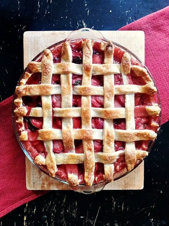 Easy Pink Lemonade Pie