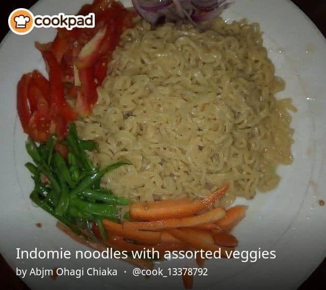Rice Noodle Salad Bowl With Lemongrass Grilled Chicken