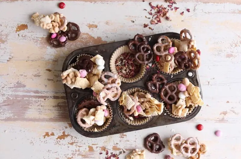 Valentine’s Day Double Chocolate Chex Mix