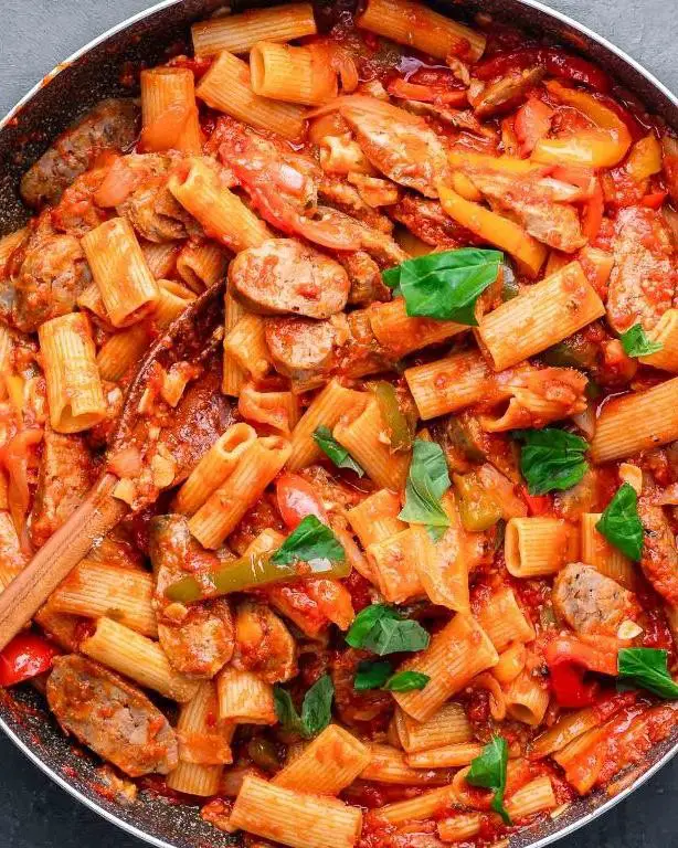 00 Flour Rigatoni with Sausage and Peppers