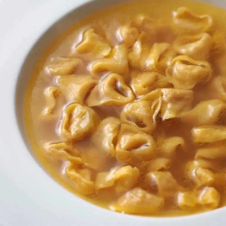 00 Flour Tortellini in Brodo