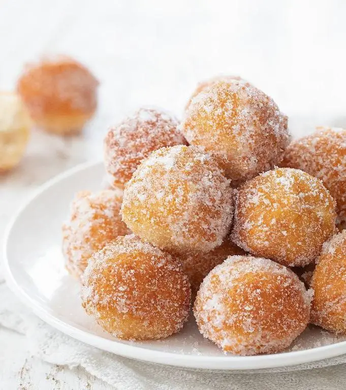 2 Ingredient Dough Donuts