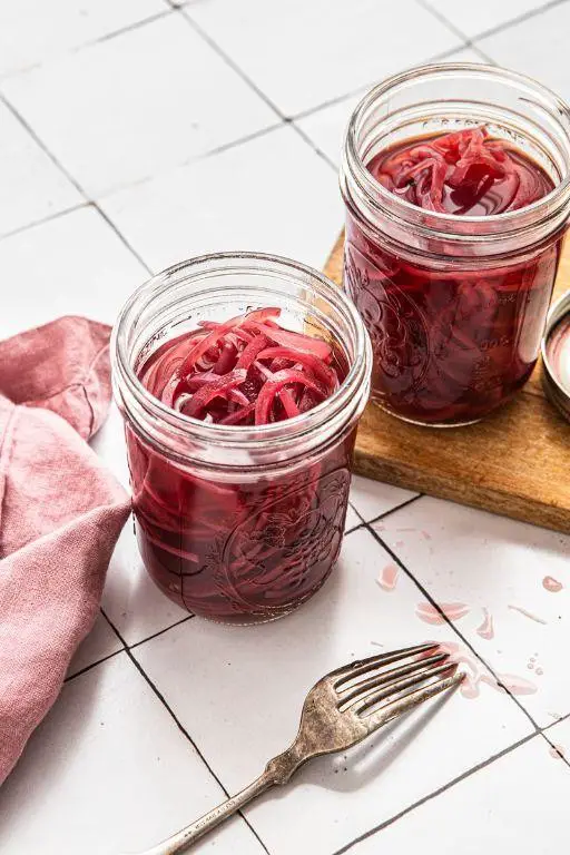 Apple Cider Vinegar Pickled Onions