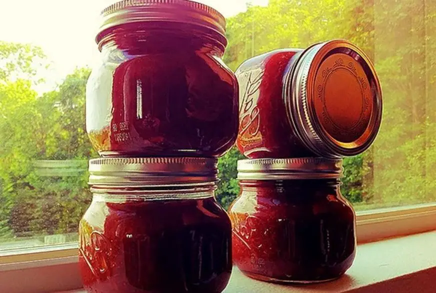 Apple Rhubarb Jam