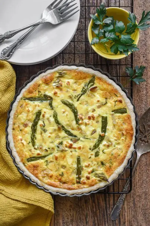 Asparagus and Goat Cheese Bisquick Quiche