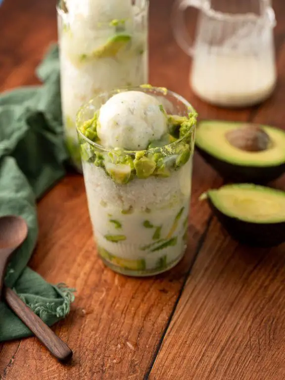 Avocado Shaved Ice with Condensed Milk