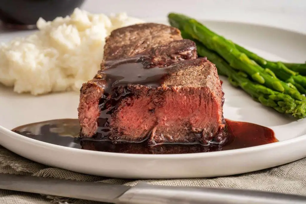 BBQ Filet Mignon with Red Wine Reduction