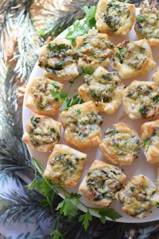 Bacon and Spinach Stuffed Phyllo Cups