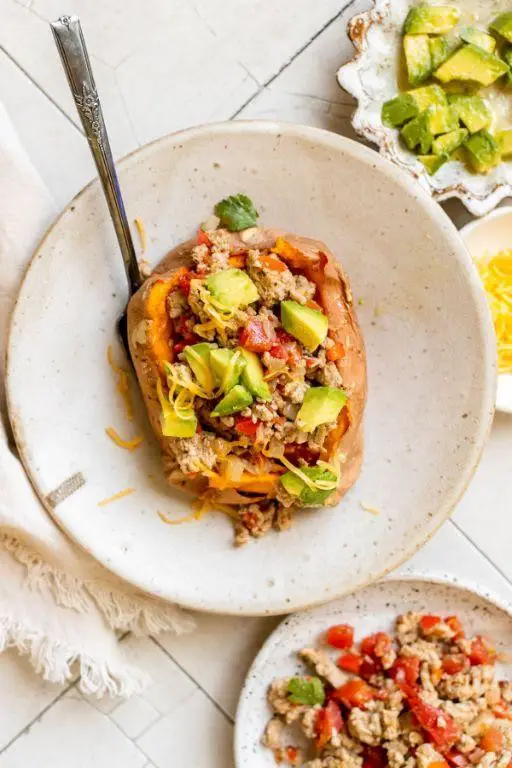 Baked Avocado with Ground Turkey