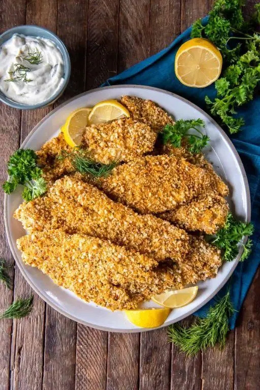 Baked Breaded Fish with Dill Sauce