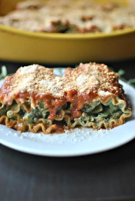 Beef and Spinach Lasagna Rolls