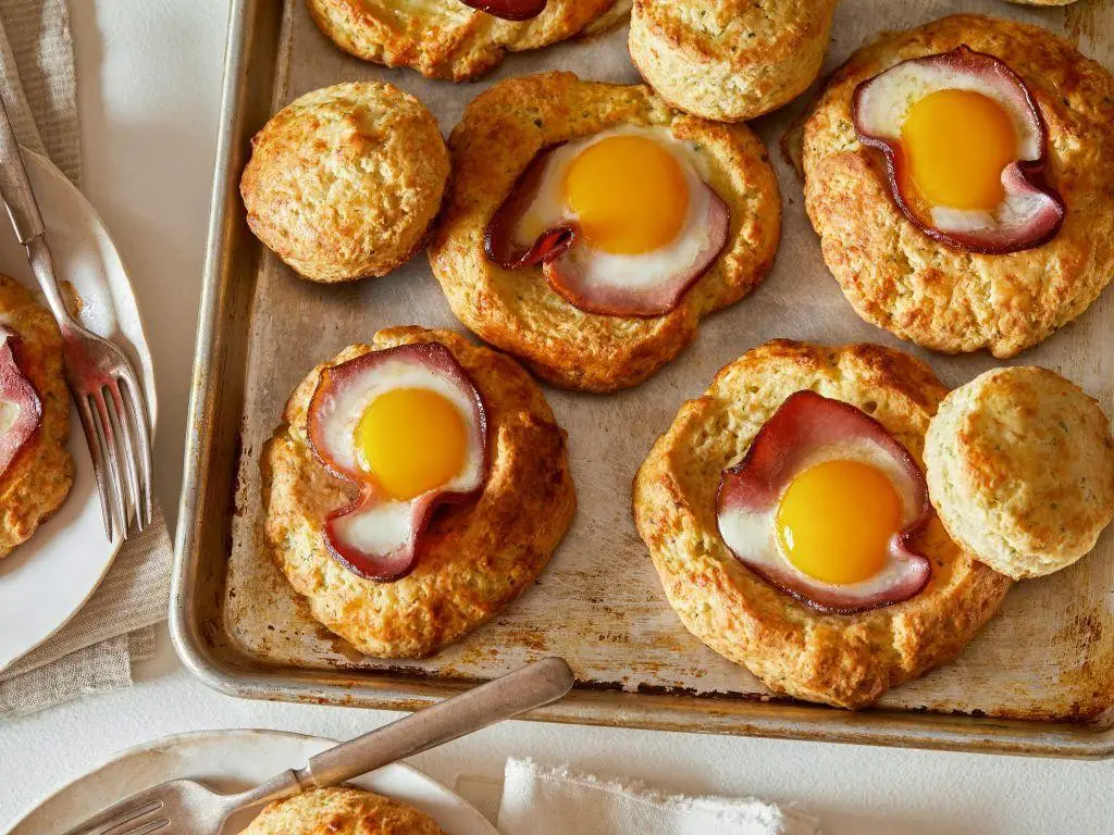 Biscuit Egg in a Hole