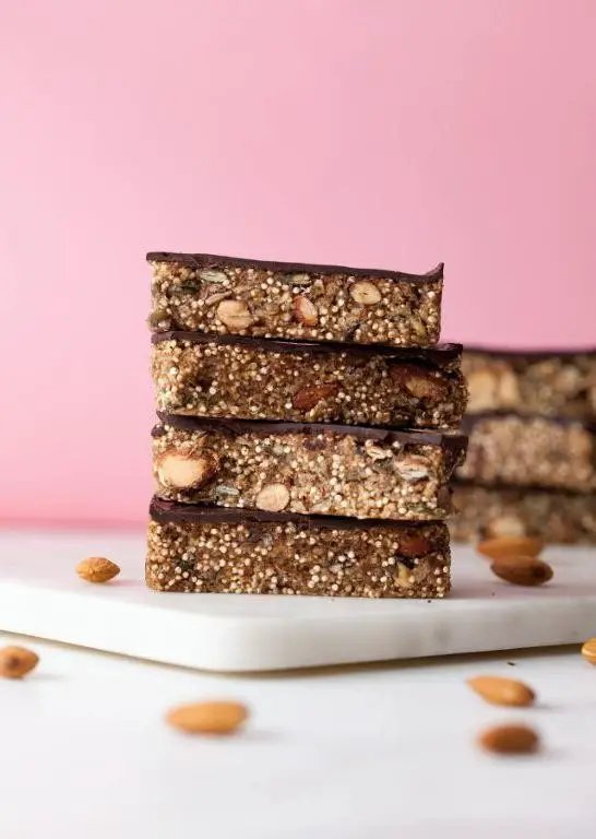 Black Quinoa Energy Bars