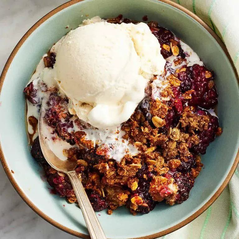 Blackberry Crisp