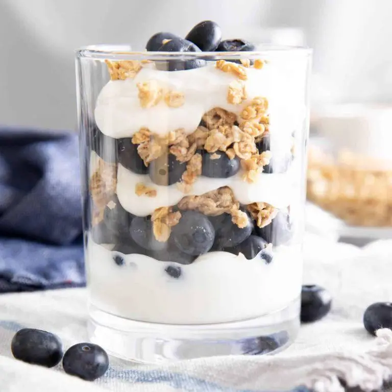 Blueberry Granola Parfait Cups