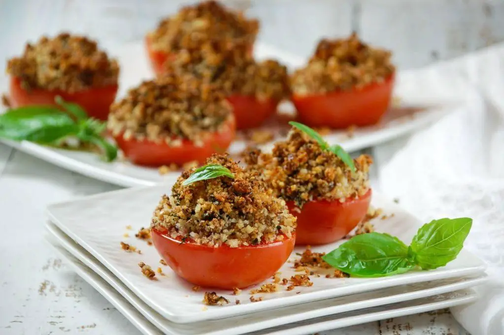 Bread Crumb Topped Baked Tomatoes