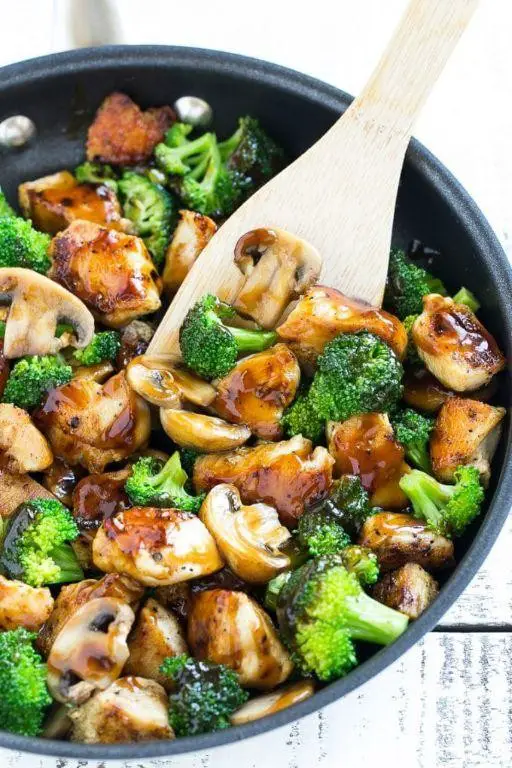 Broccoli and Chicken Stir Fry