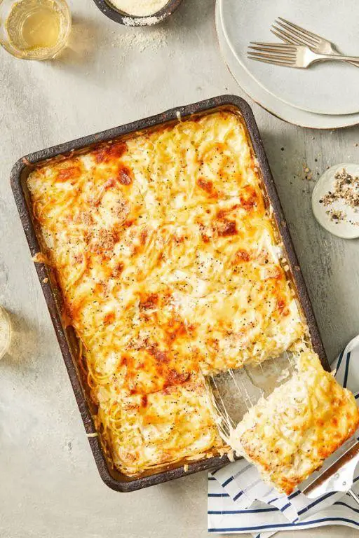 Cheesy Baked Spaghetti
