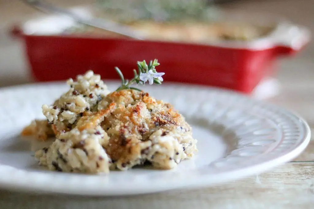 Cheesy Brown Rice and Quinoa Casserole